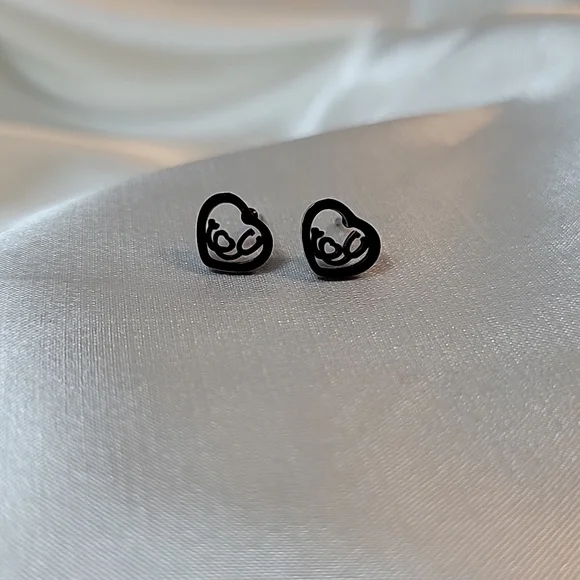 Stethoscope & Heart Hollow Stud Earrings, unisex - Picture 4 of 7